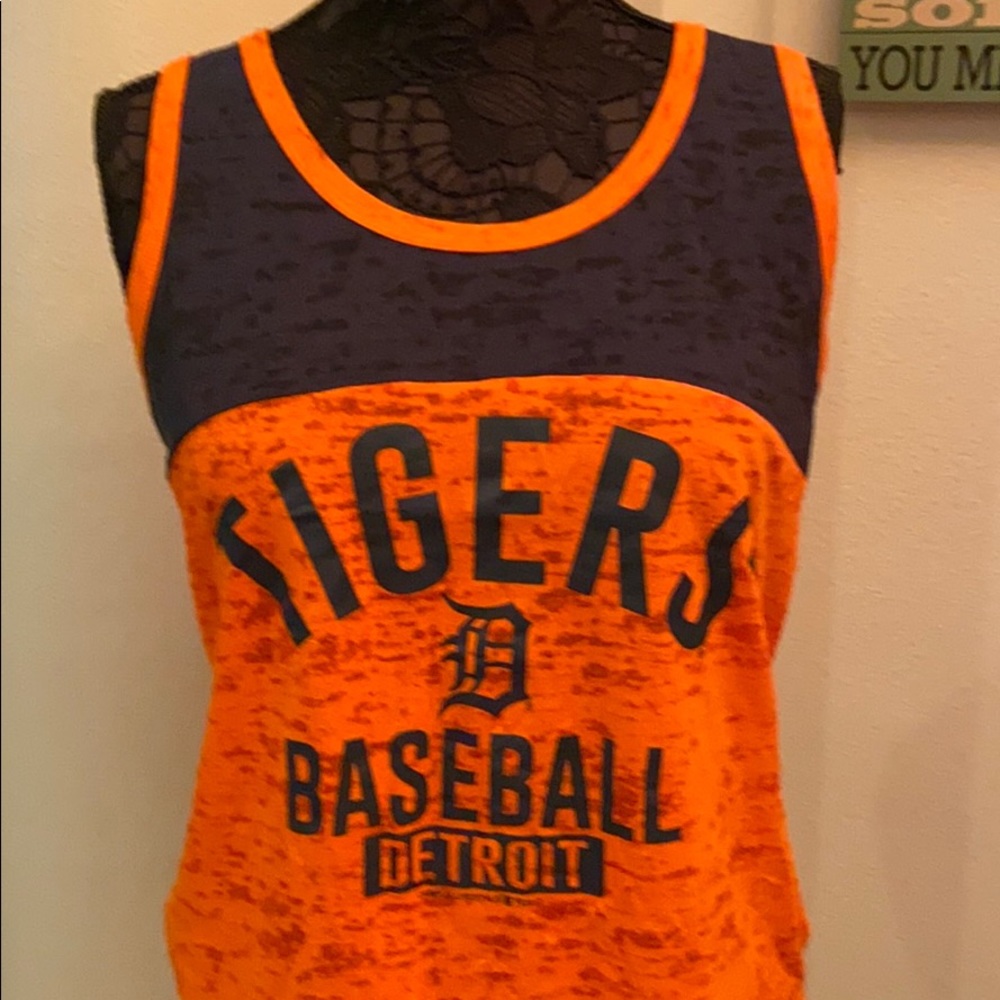 Detroit tigers burn out- tank top size large